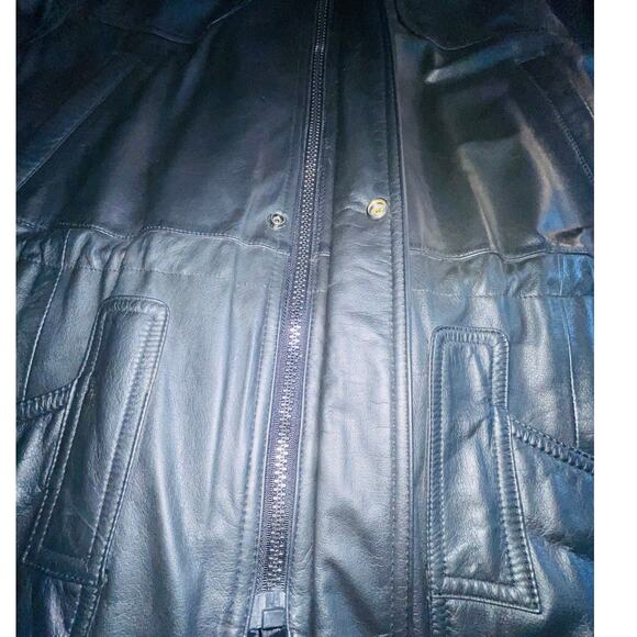 Wilsons Leather Coat w/ Hood & Thinsulate Insulation - Men's Size S - Picture 6 of 15